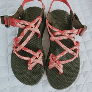 Chaco Performance Outdoor Hiking Women's Sandals Size 9 W. Vibram Sole type.